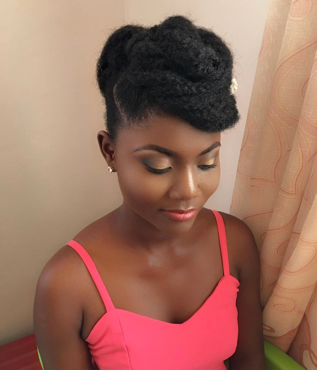 15 Beautiful 4C Blowout Hairstyles You'll Want To Try
